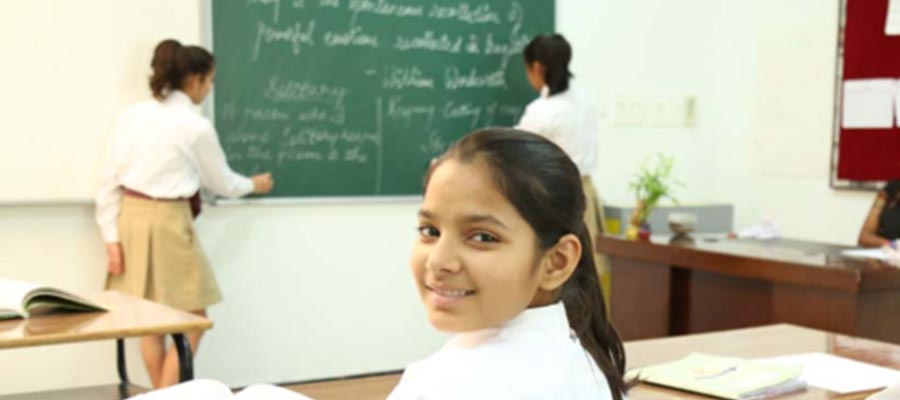 LEARNING CREATIVITY AT HGS | TOP GIRLS BOARDING SCHOOL IN INDIA
